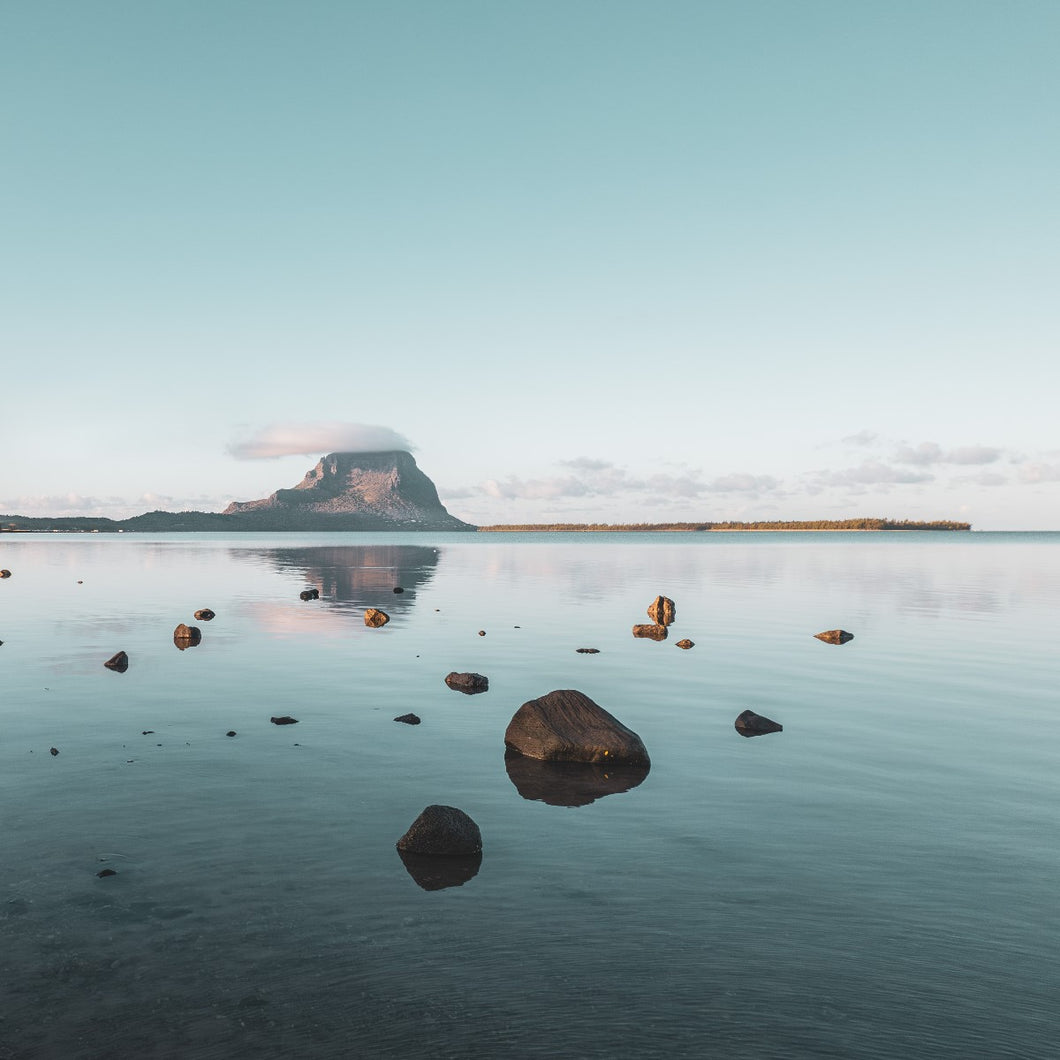 THE WALL SERIES 1 MAURITIUS | 9