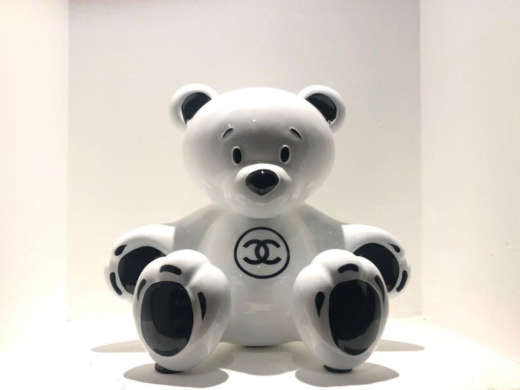OURSON CHANEL STYLE WHITE