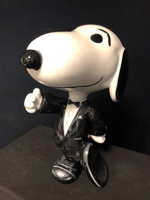 SNOOPY JAMES BOND 007